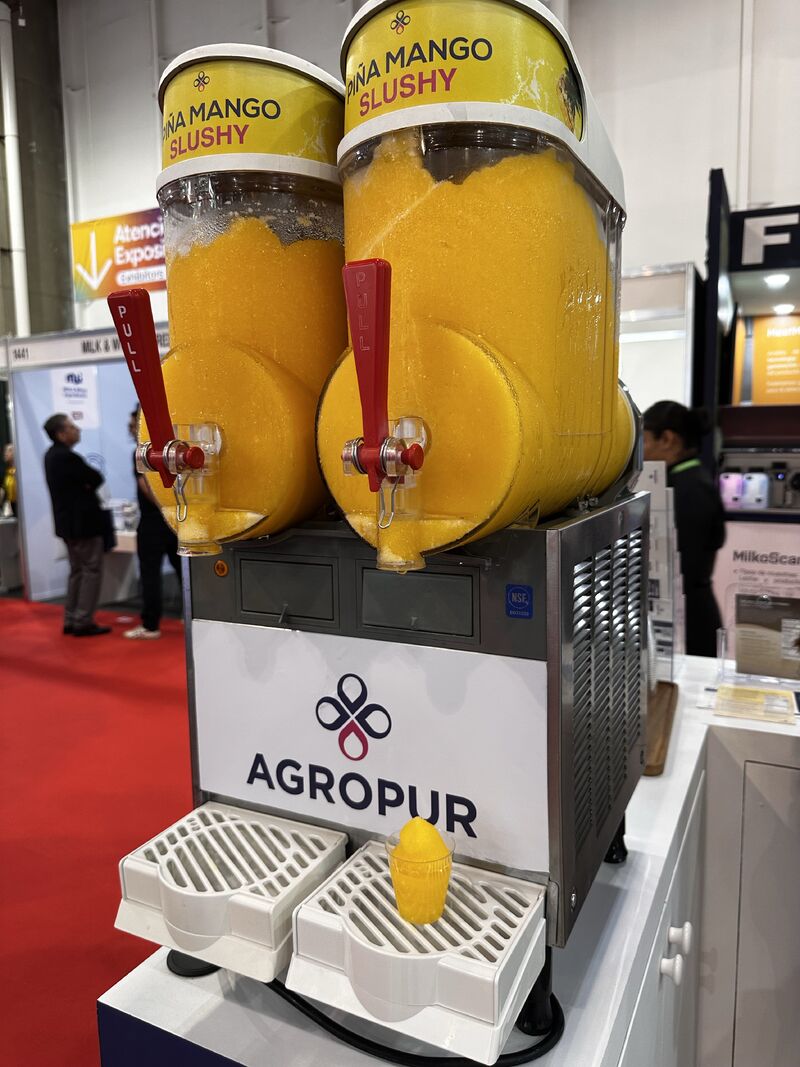 Stand de Agropur con bebidas